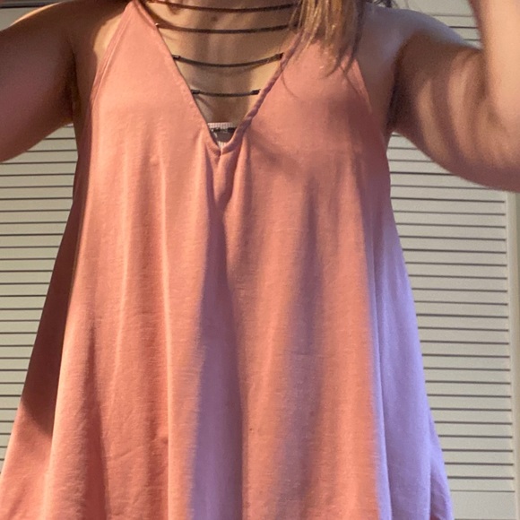 Pink V Neck Tank Top - Picture 4 of 4